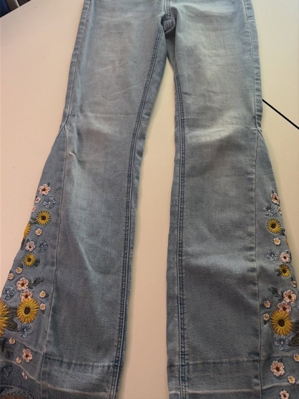 🌻 SUNFLOWER EMBROIDERED JEANS 🌻